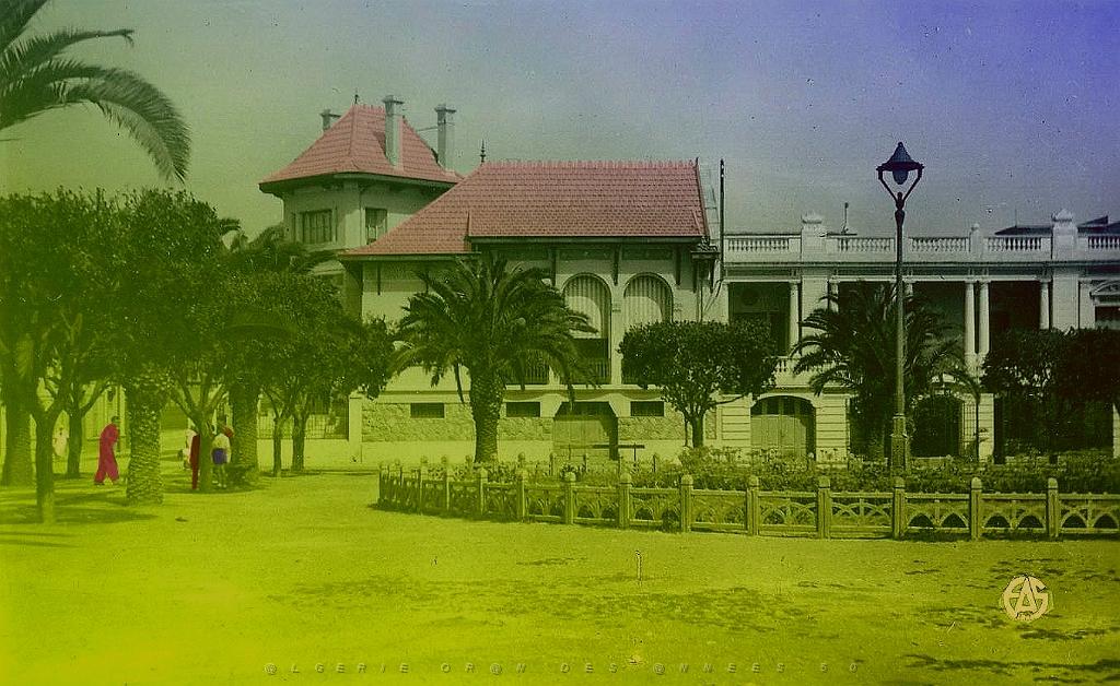 Ain-Temouchent 501- place Verdun.jpg